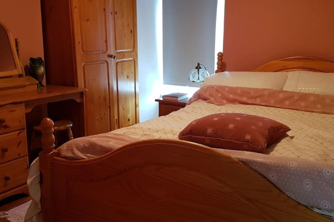 Cosy Townhouse On The Hill In Ireland Villa Banagher Ngoại thất bức ảnh